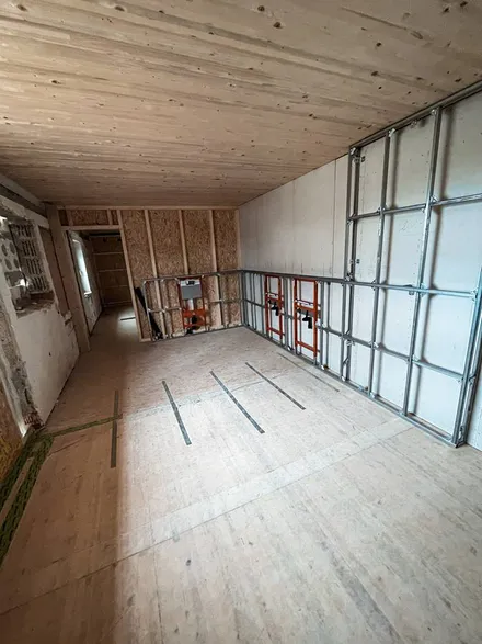 Trockenbau-Unterkonstruktion beim Dachgeschossausbau